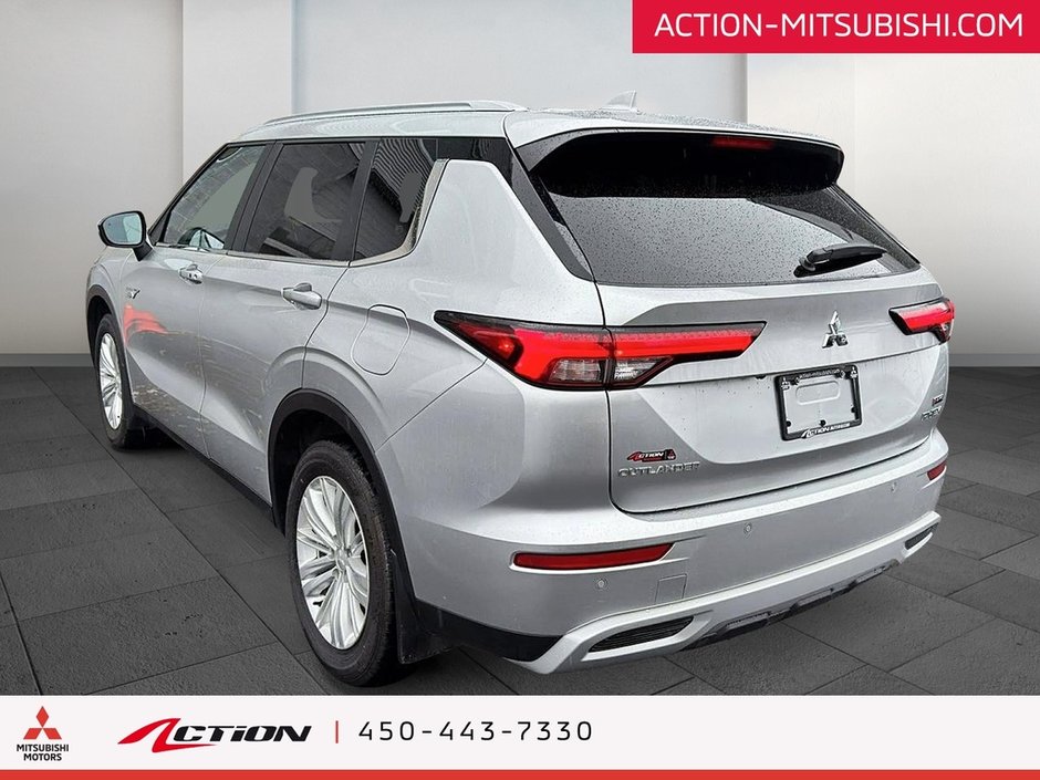 Mitsubishi Outlander PHEV LE S-AWC Toit Pano Carplay Android auto Navigation 2024-7