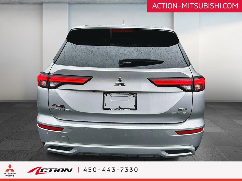 Mitsubishi Outlander PHEV LE S-AWC Toit Pano Carplay Android auto Navigation 2024-6
