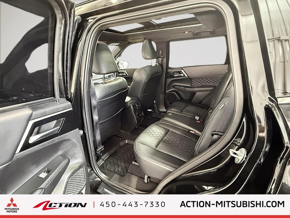 2024 Mitsubishi Outlander PHEV ÉDITION NOIR S-AWC . CUIR. TOIT PANO.-8