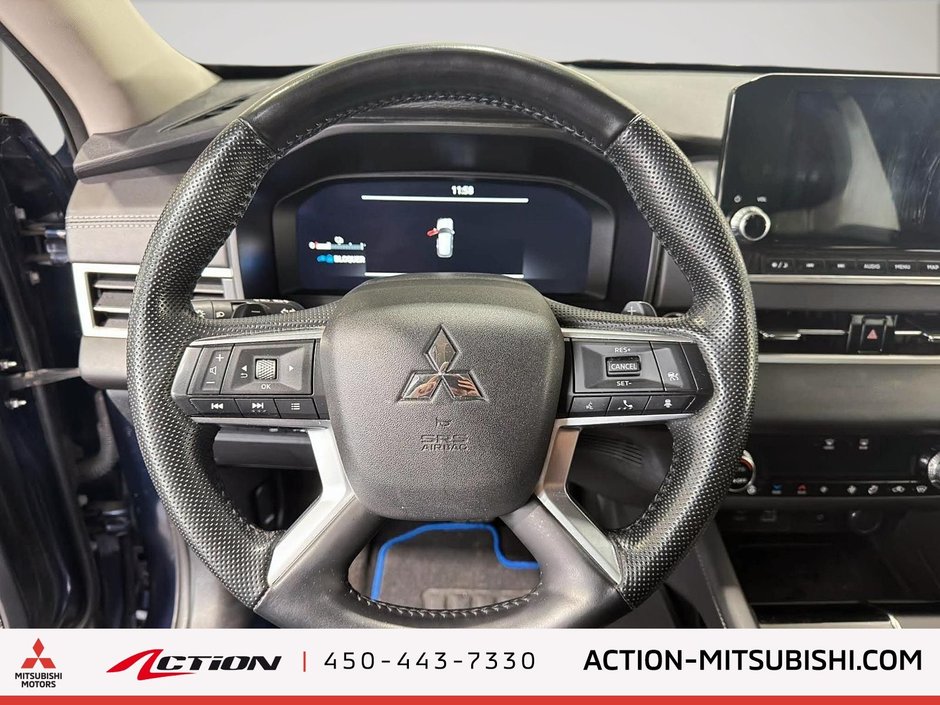 Mitsubishi Outlander PHEV LE Toit Pano Carplay/Android Auto Volant Chauffant 2024-19