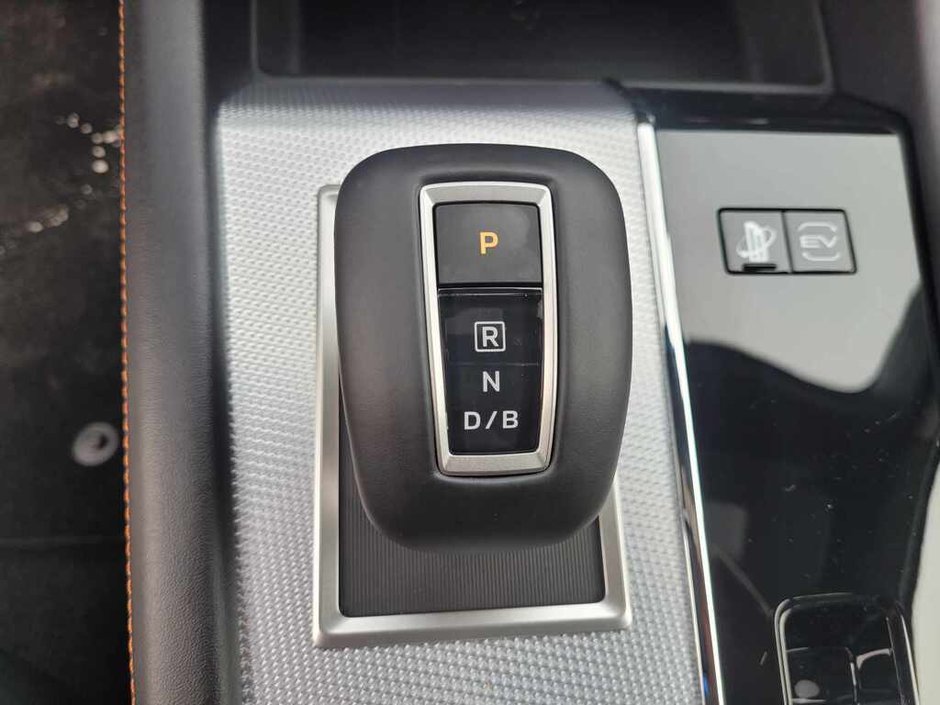 Mitsubishi OUTLANDER PHEV GT S-AWC, affichage tête haute, Mi-Pilot, Mags 20p 2025-24