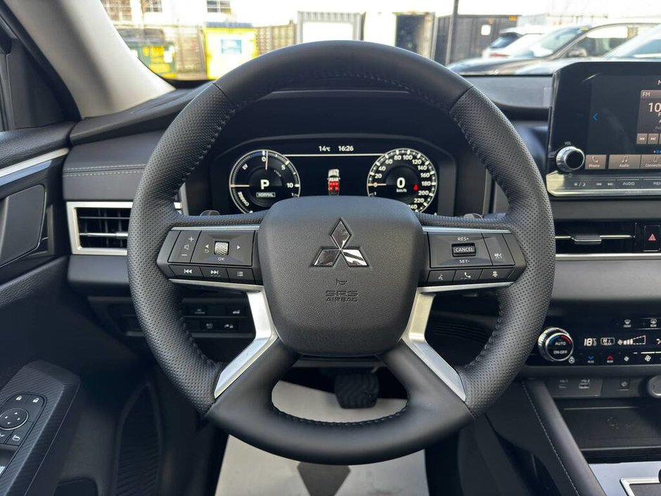 2025 Mitsubishi OUTLANDER PHEV SE-23