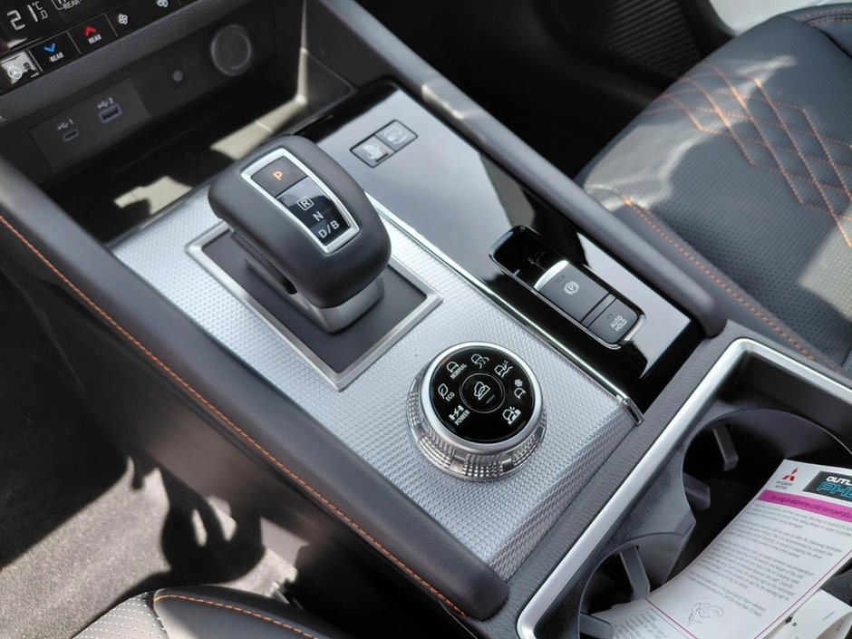 Mitsubishi Outlander PHEV GT S-AWC Garantie 10ans/160,000km 2025-32