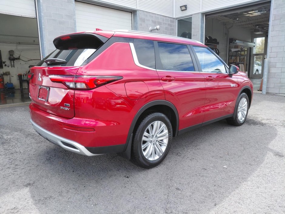 2025 Mitsubishi OUTLANDER PHEV SE-5