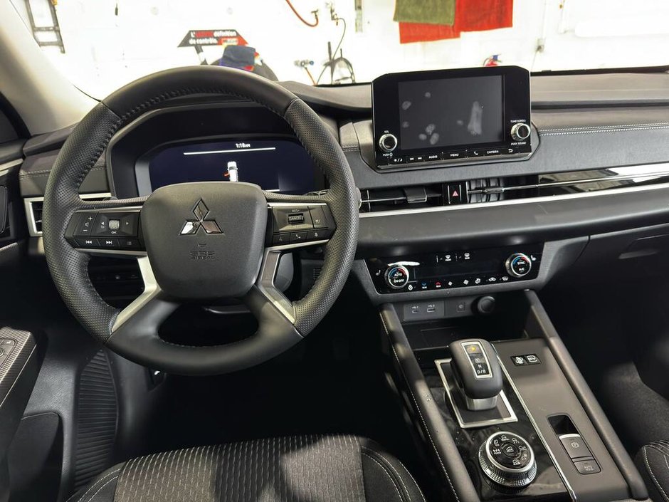 Mitsubishi OUTLANDER PHEV SE Garantie 10 ans/ 160,000km 2025-22