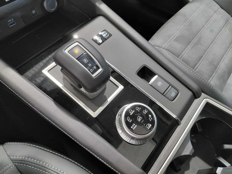 Mitsubishi OUTLANDER PHEV LE  Garantie 10 ans/160,000km 2025-19
