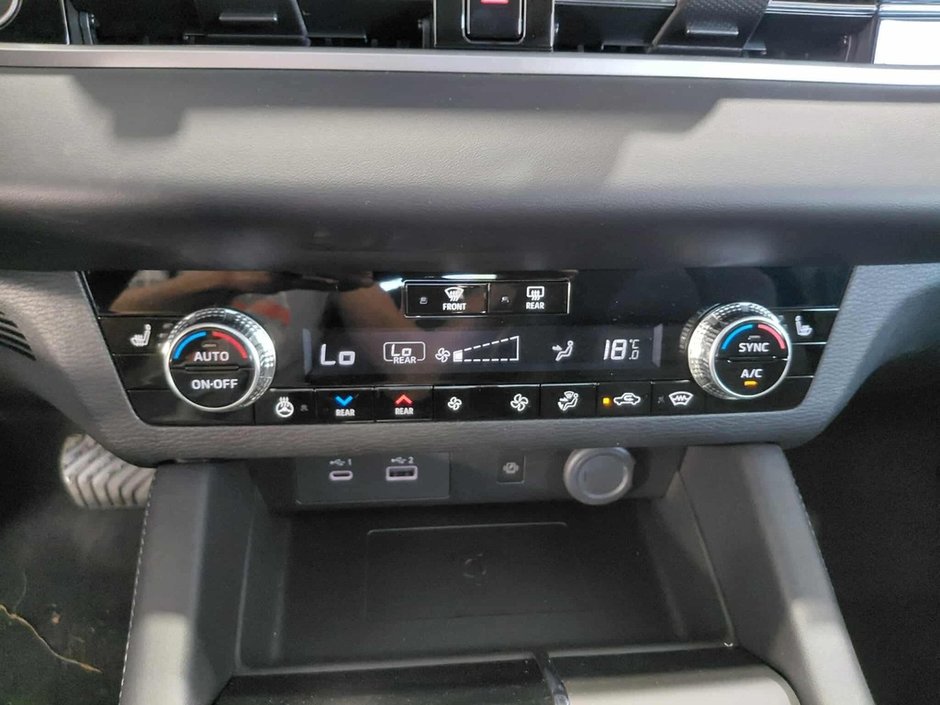Mitsubishi OUTLANDER PHEV LE  Garantie 10 ans/160,000km 2025-14