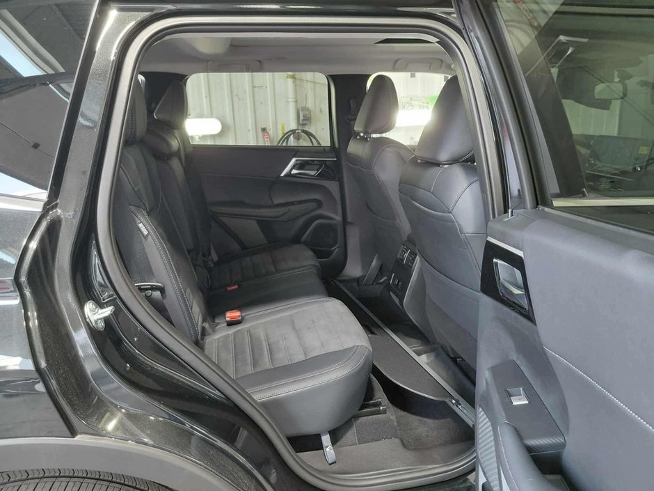 Mitsubishi OUTLANDER PHEV LE  Garantie 10 ans/160,000km 2025-24