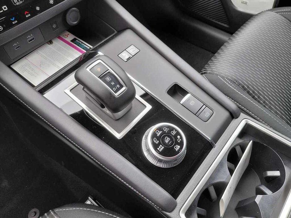 Mitsubishi Outlander PHEV SE S-AWC Garantie 10ans/160,000km 2025-30