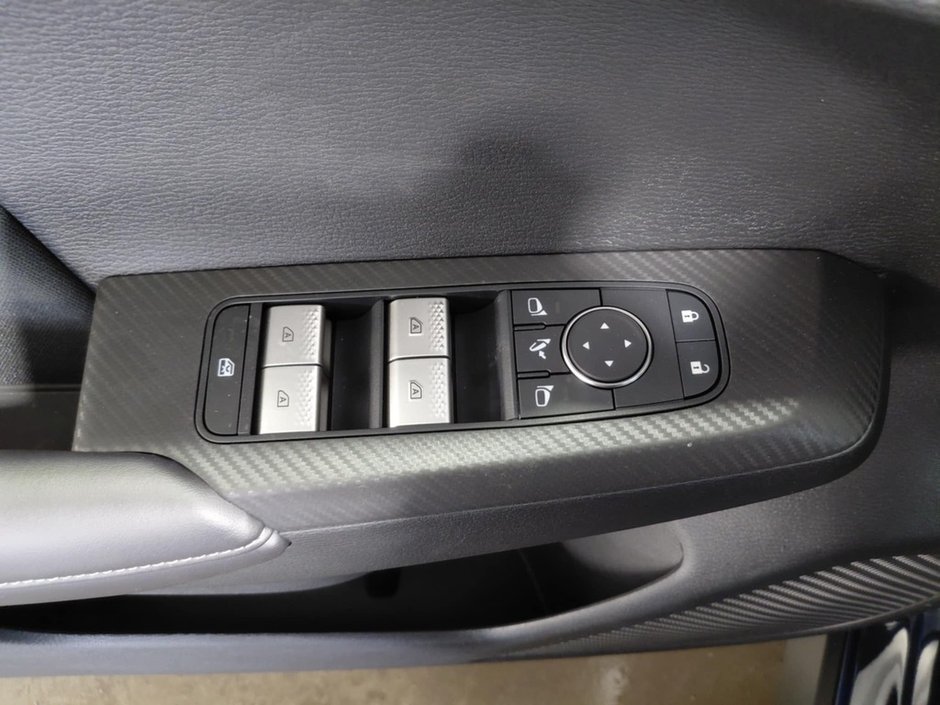 2025 Mitsubishi OUTLANDER PHEV SE-19