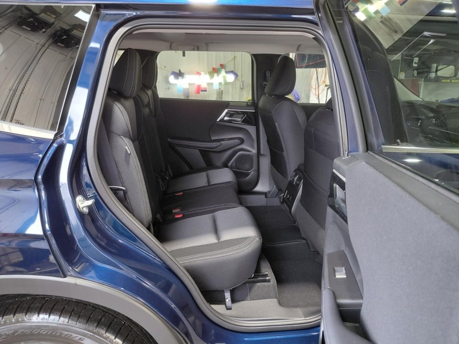 2025 Mitsubishi OUTLANDER PHEV SE-17