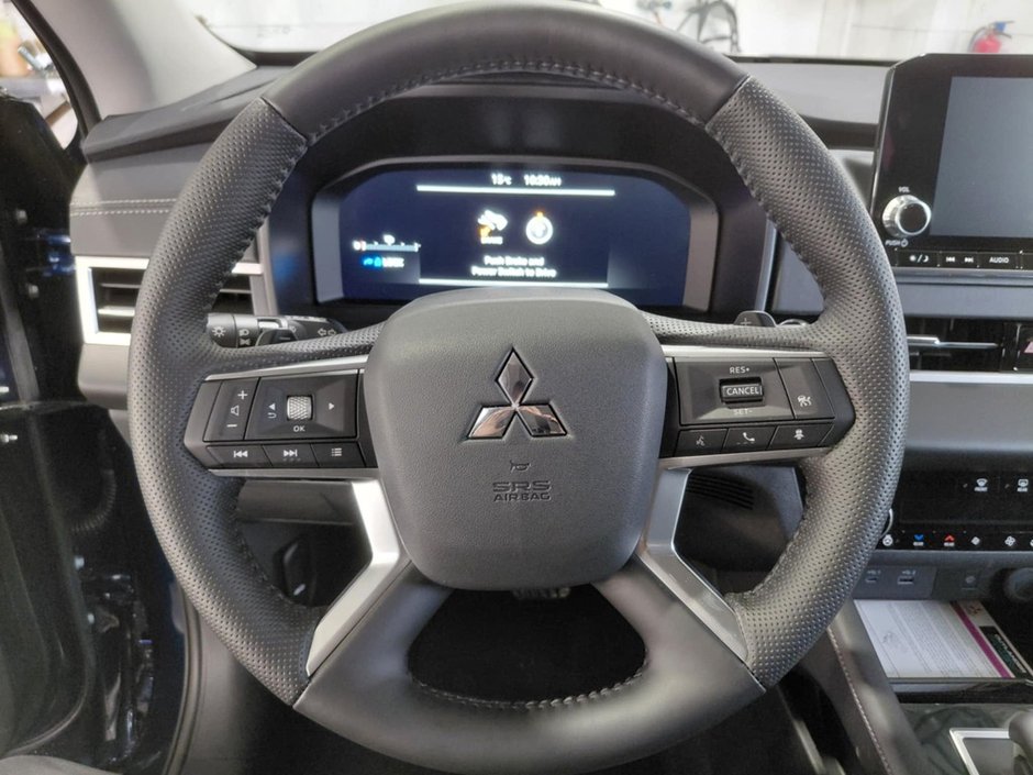 2025 Mitsubishi OUTLANDER PHEV SE-23