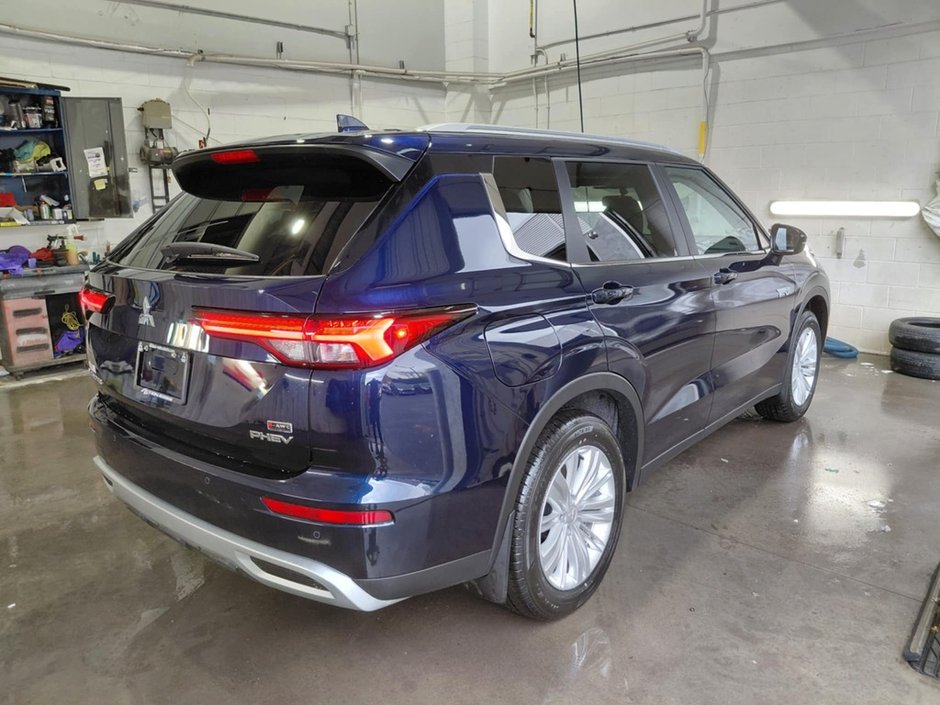 2025 Mitsubishi OUTLANDER PHEV SE-5