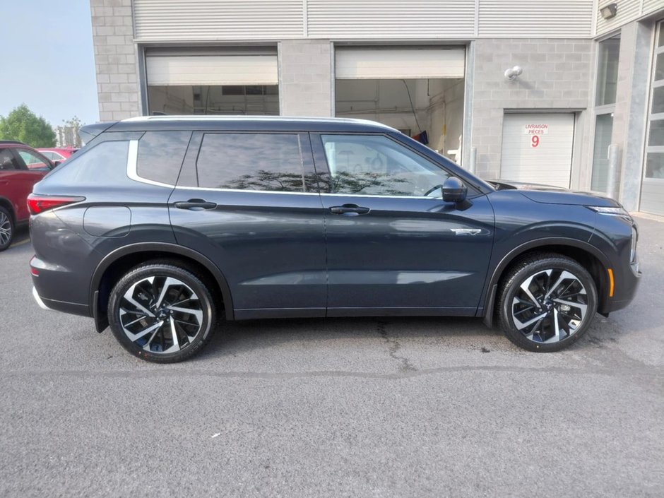 2025 Mitsubishi OUTLANDER PHEV SEL-6