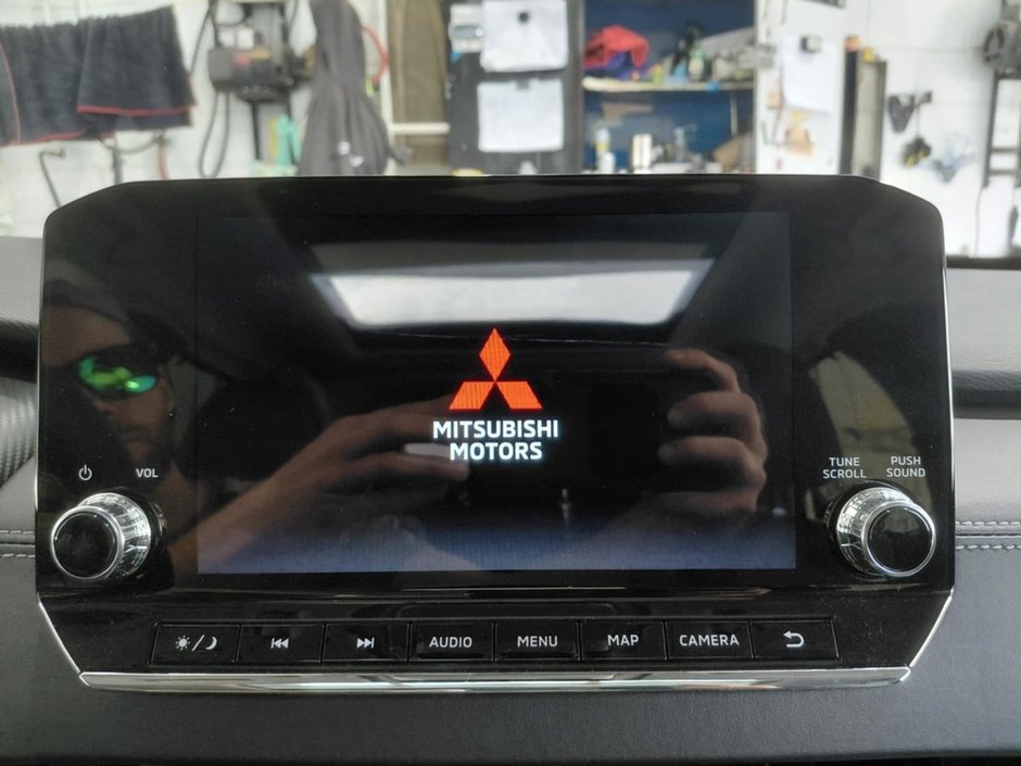 2025 Mitsubishi OUTLANDER PHEV SEL-25