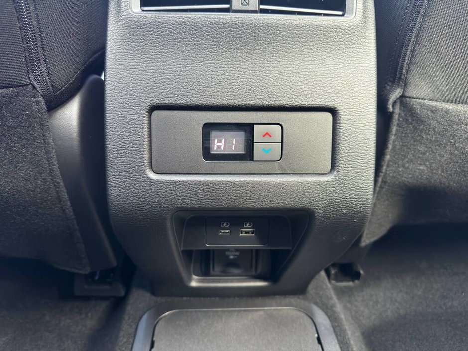 2025 Mitsubishi Outlander PHEV SE S-AWC Garantie 10ans/160,000km-17