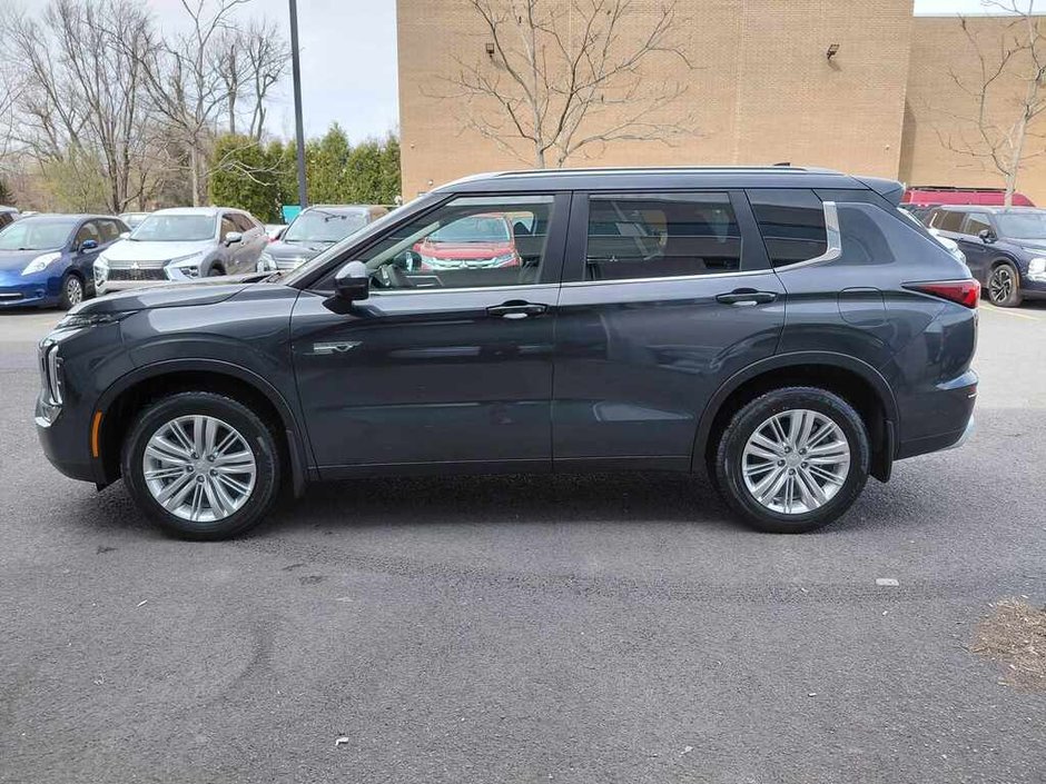 2025 Mitsubishi OUTLANDER PHEV SE-1