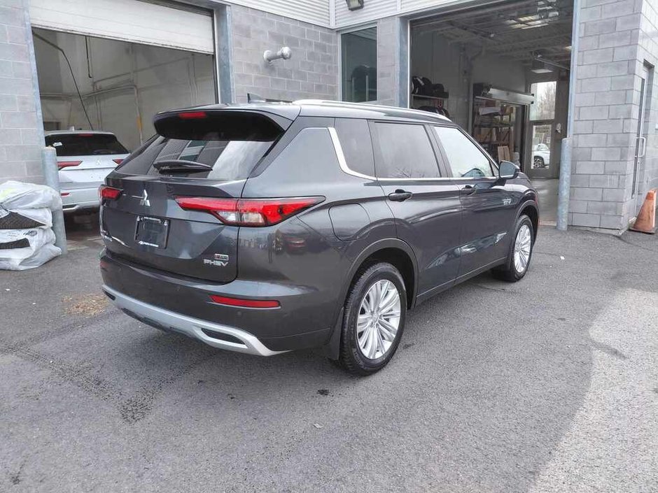 2025 Mitsubishi OUTLANDER PHEV SE-5