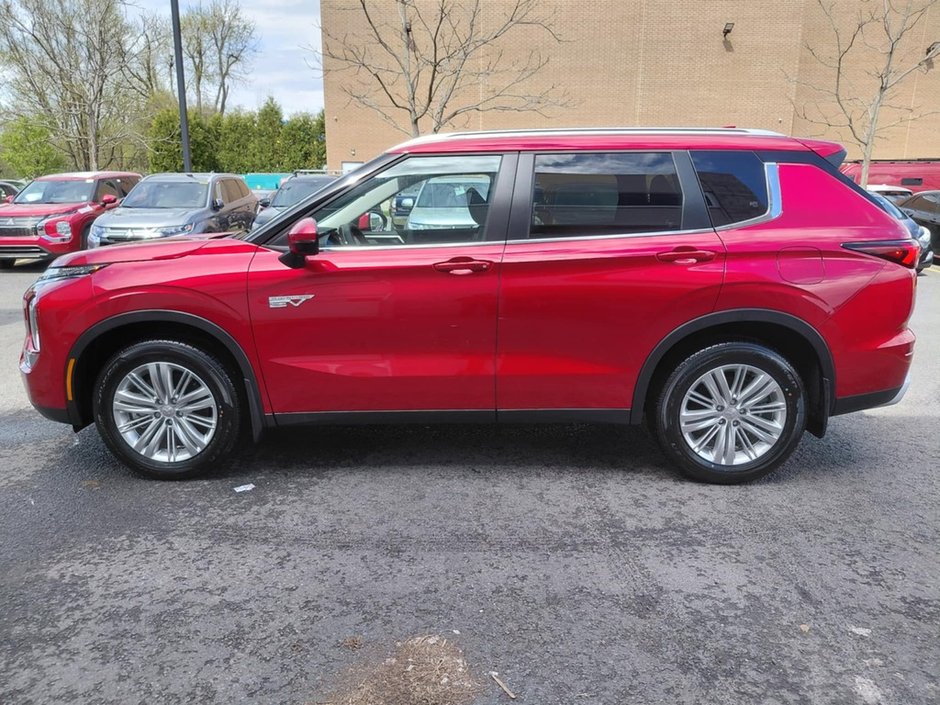 2025 Mitsubishi Outlander PHEV SE-1