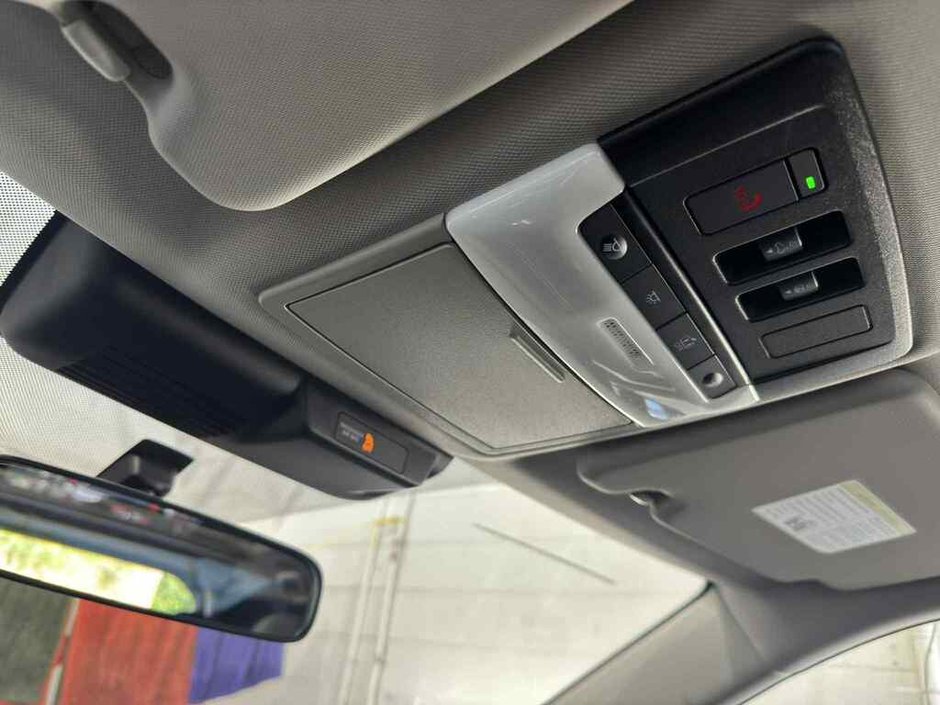 2025 Mitsubishi OUTLANDER PHEV LE  Garantie 10 ans/160,000km-12
