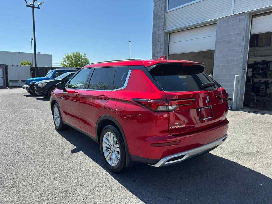 Mitsubishi OUTLANDER PHEV LE 2025-3