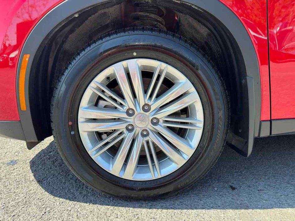 Mitsubishi OUTLANDER PHEV LE 2025-2