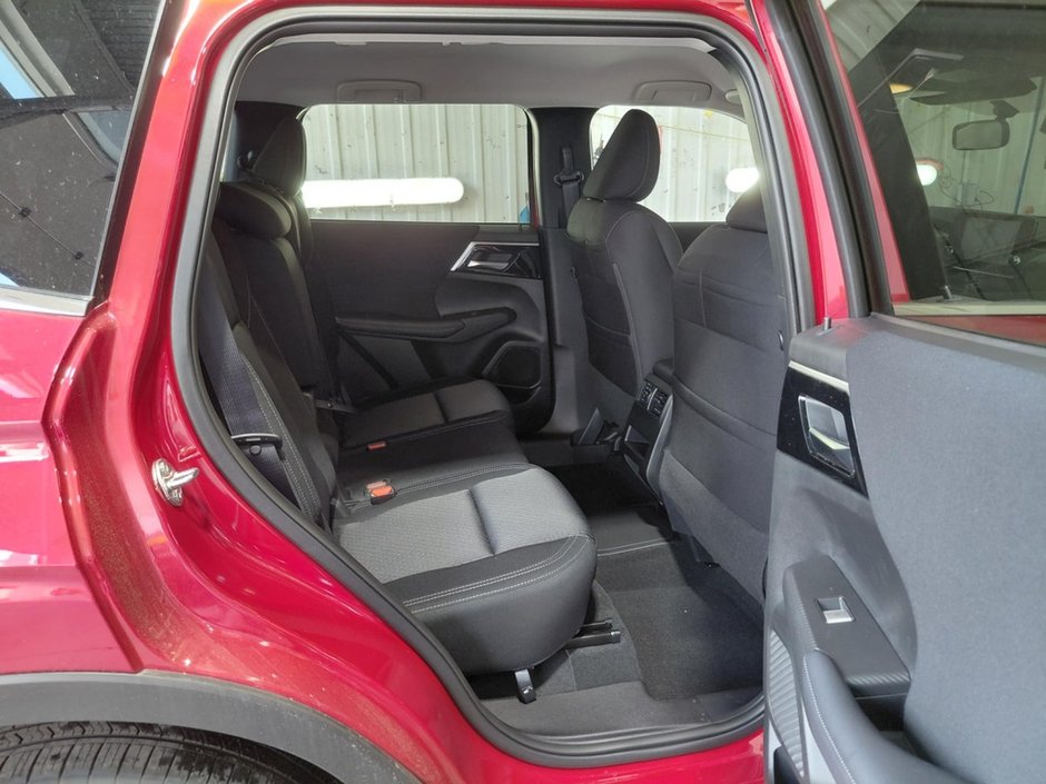 2025 Mitsubishi OUTLANDER PHEV ES-16