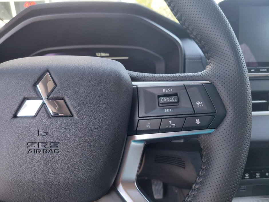 2025 Mitsubishi Outlander PHEV ES S-AWC Garantie 10ans/160,000km-23