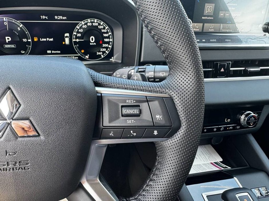 2025 Mitsubishi Outlander PHEV ES S-AWC Garantie 10ans/160,000km-23