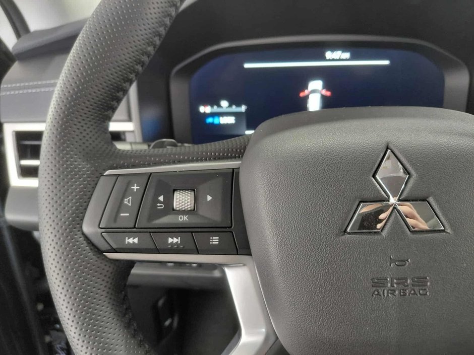 2025 Mitsubishi Outlander PHEV SEL Garantie 10 ans / 160,000 km-9