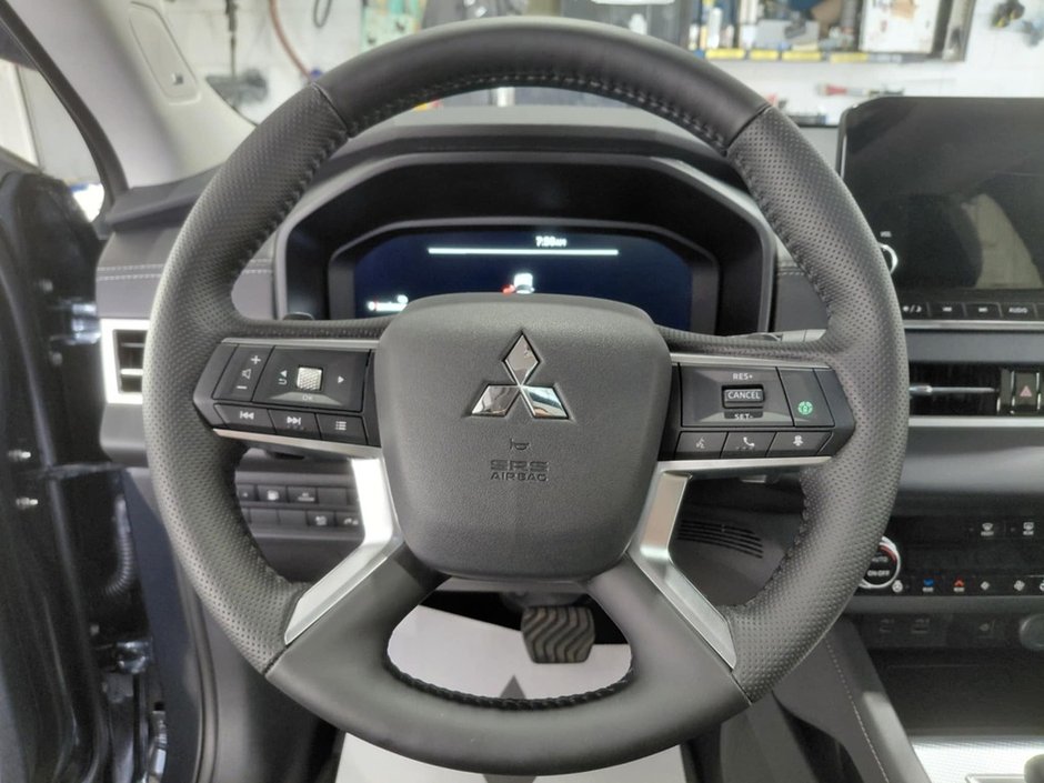 Mitsubishi Outlander PHEV SEL Garantie 10 ans / 160,000 km 2025-14