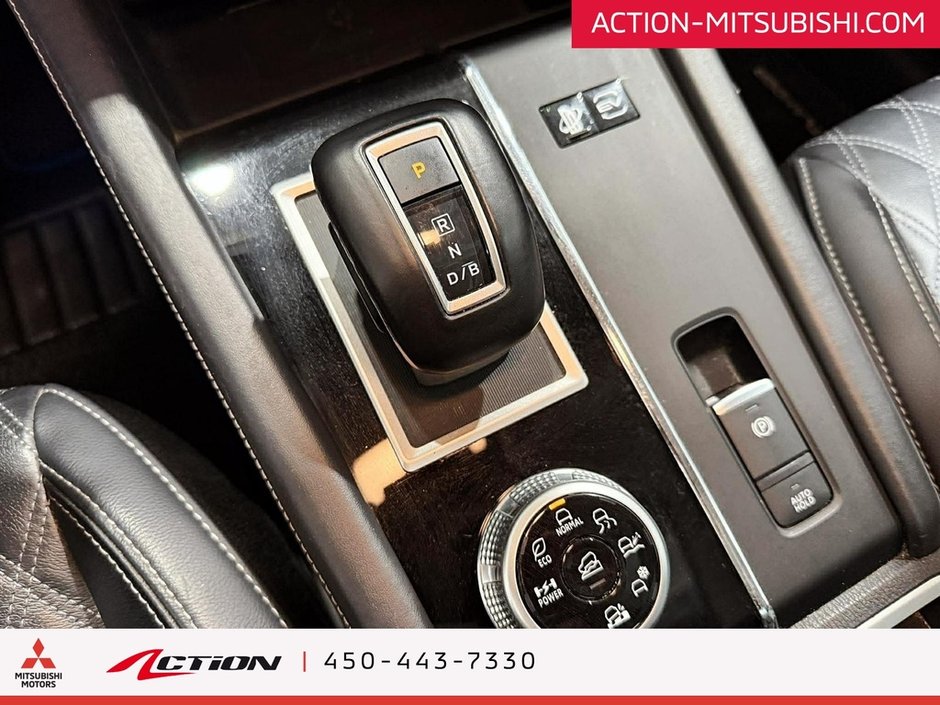 Mitsubishi Outlander PHEV Sel S-Awc. CUIR. TOIT PANO. MAGS 20'' 2025-20