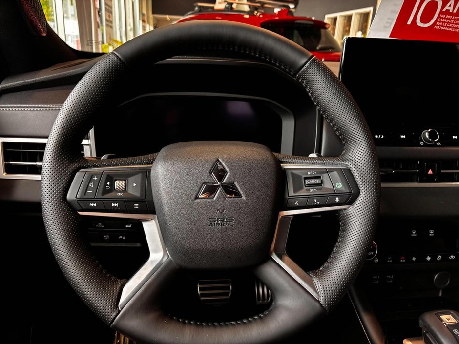 2026 Mitsubishi Outlander PHEV NOIR S-AWC-7