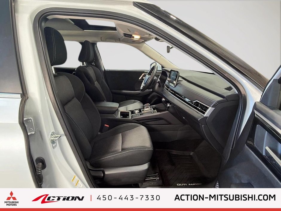 Mitsubishi OUTLANDER PHEV SE S-AWC SE 2025-9