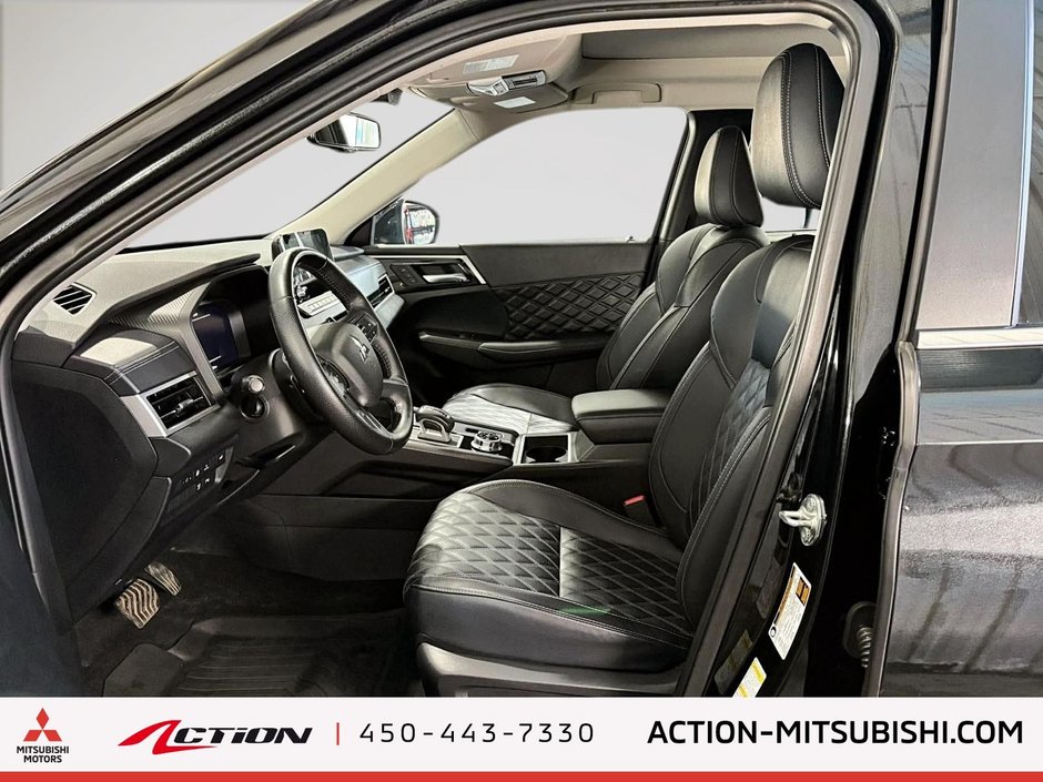 Mitsubishi Outlander Plug-In Hybrid SEL 2025-9