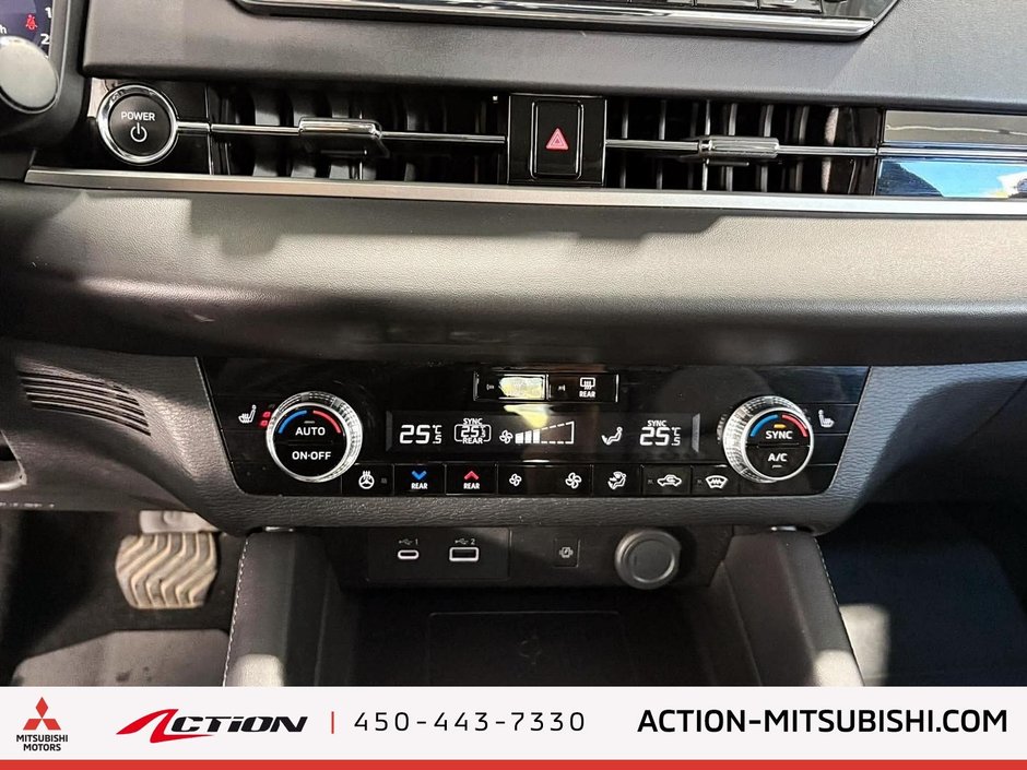 Mitsubishi Outlander Plug-In Hybrid SEL 2025-22