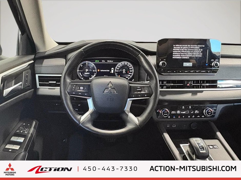 Mitsubishi Outlander Plug-In Hybrid SEL 2025-17