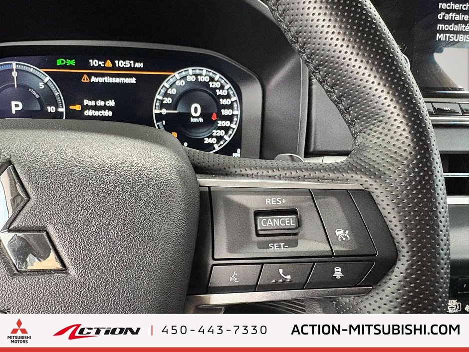 Mitsubishi Outlander Plug-In Hybrid SEL 2025-20