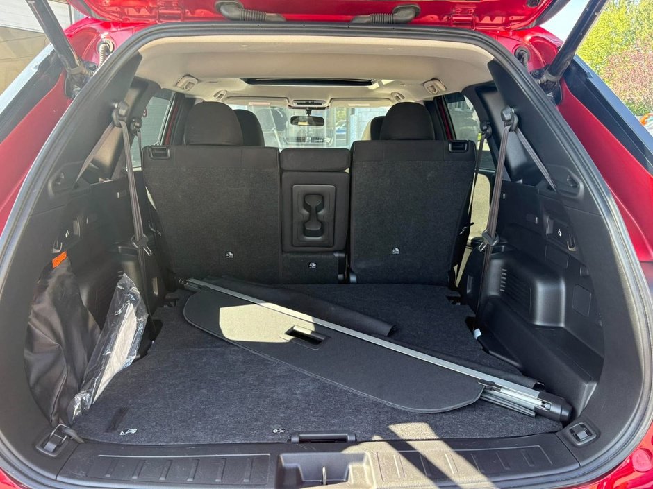 Mitsubishi Outlander Plug-In Hybrid  2025-28