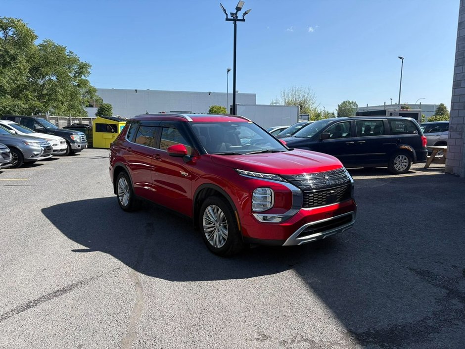 Mitsubishi Outlander Plug-In Hybrid  2025-18