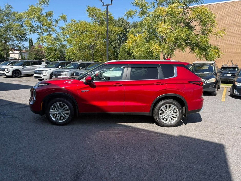 Mitsubishi Outlander Plug-In Hybrid  2025-14
