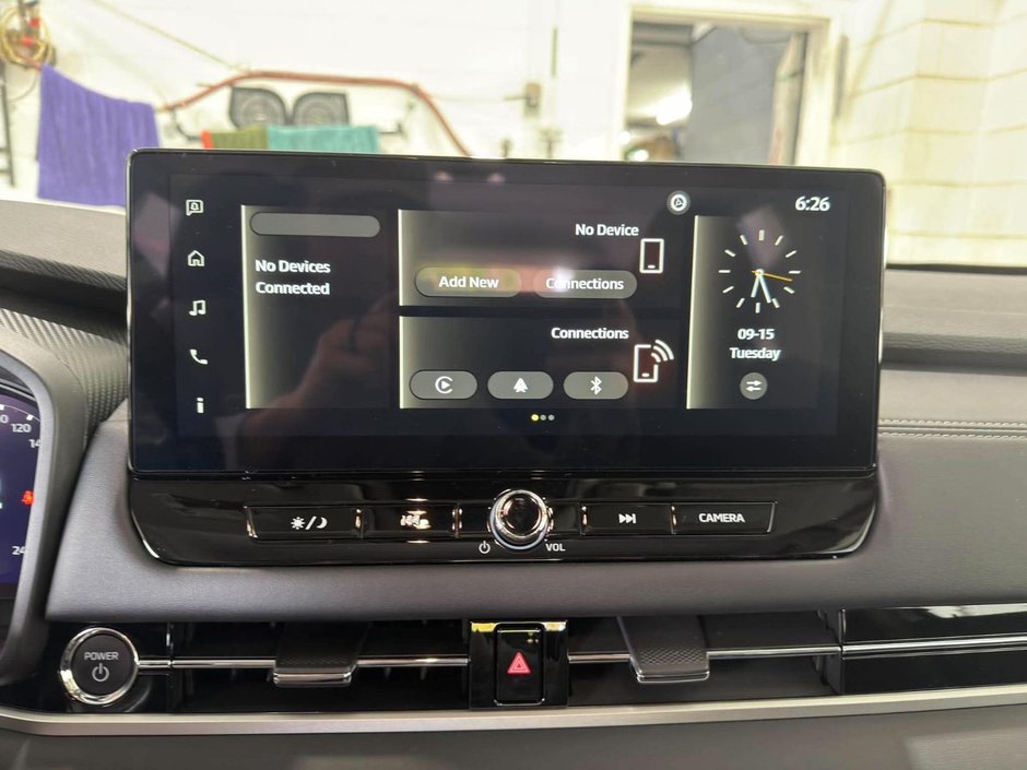 Mitsubishi Outlander Plug-In Hybrid ES 2026-27