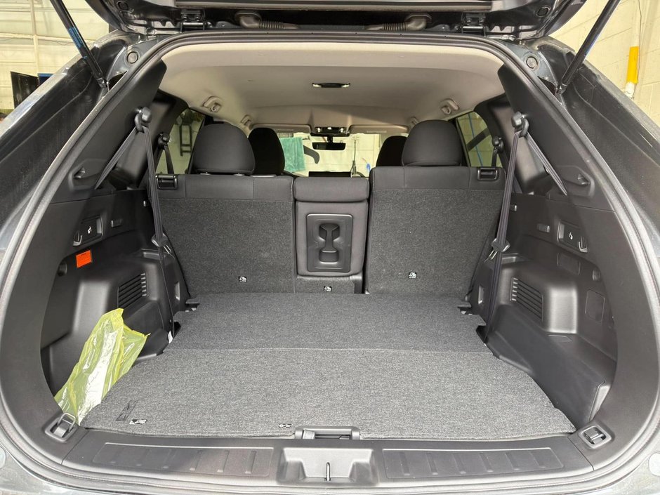 Mitsubishi Outlander Plug-In Hybrid ES 2026-9
