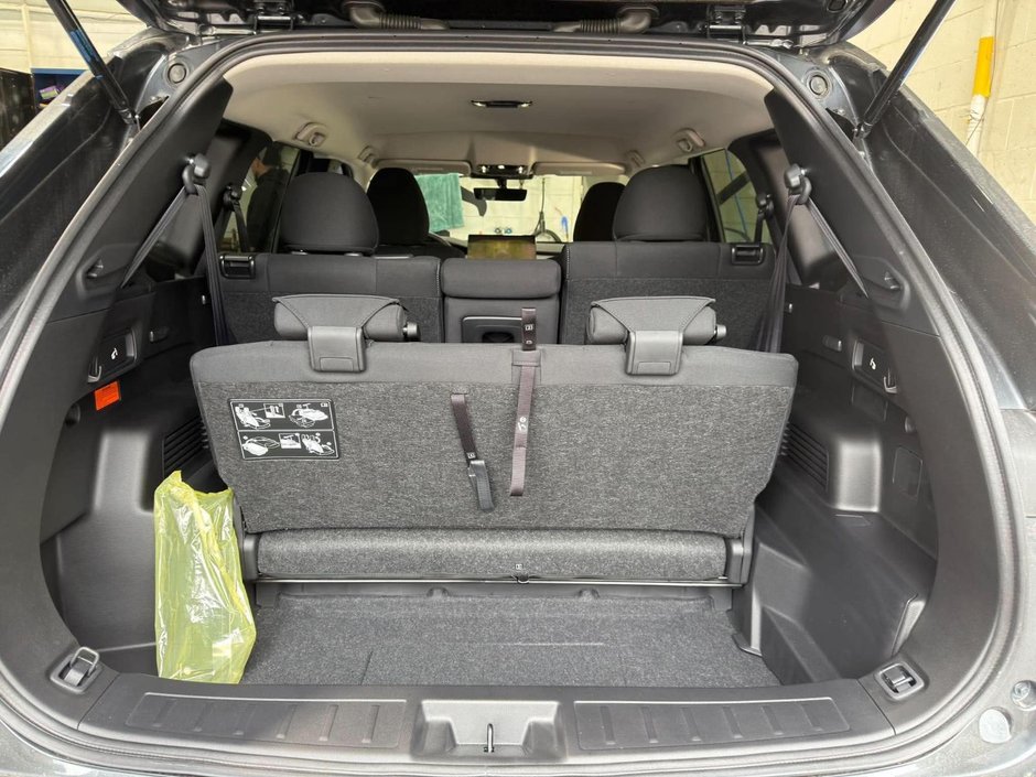 Mitsubishi Outlander Plug-In Hybrid ES 2026-11