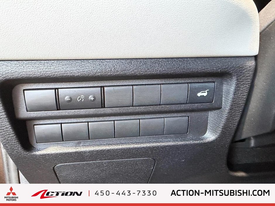 Mitsubishi OUTLANDER SEL Toit Pano Cuir Carplay Android Auto Mags 20 2024-27