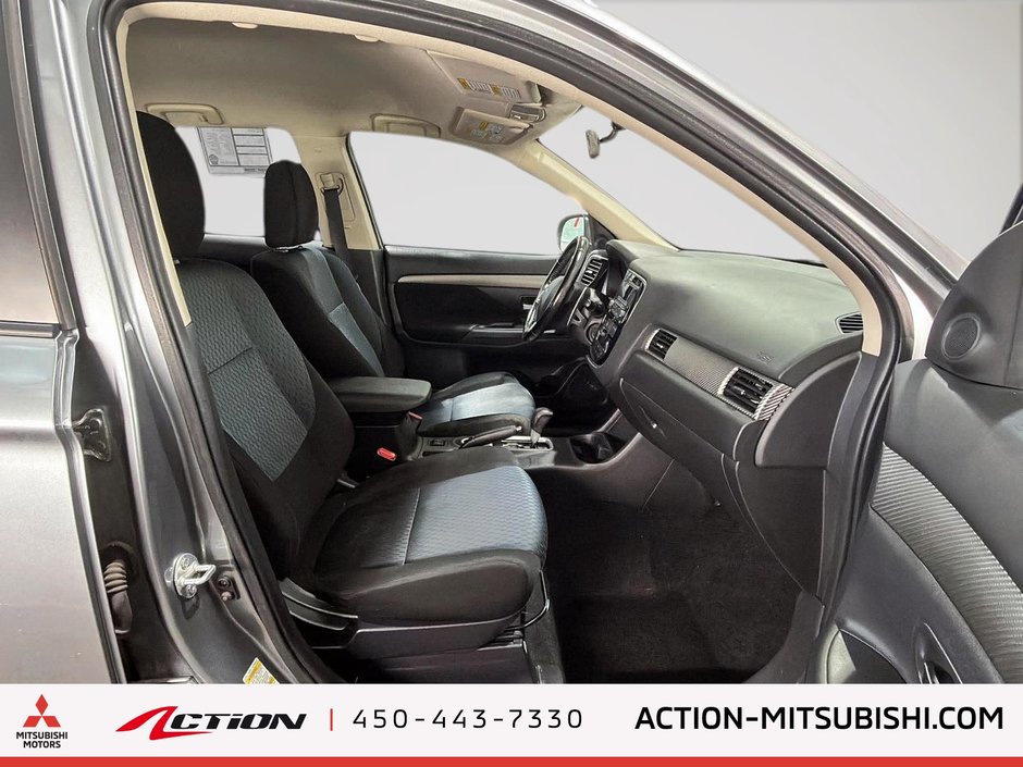 Mitsubishi Outlander SE AWC Jamais Accidenté Sièges Chauffants Mags 2014-13