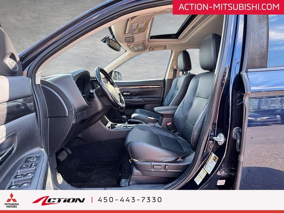 Mitsubishi Outlander ES PREMIUM AWD CUIR TOIT MAGS 18PO CAMÉRA DE RECUL 2016-9