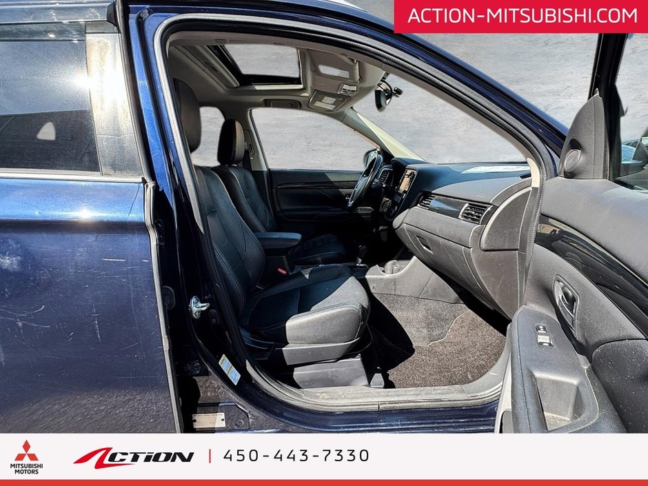 Mitsubishi Outlander ES PREMIUM AWD CUIR TOIT MAGS 18PO CAMÉRA DE RECUL 2016-12
