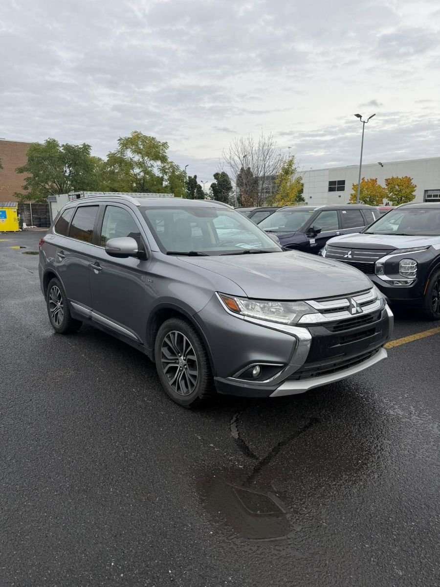 Mitsubishi Outlander GT 4x4 7 Passagers Jamais Accidenté Toit Ouvrant 2016-7