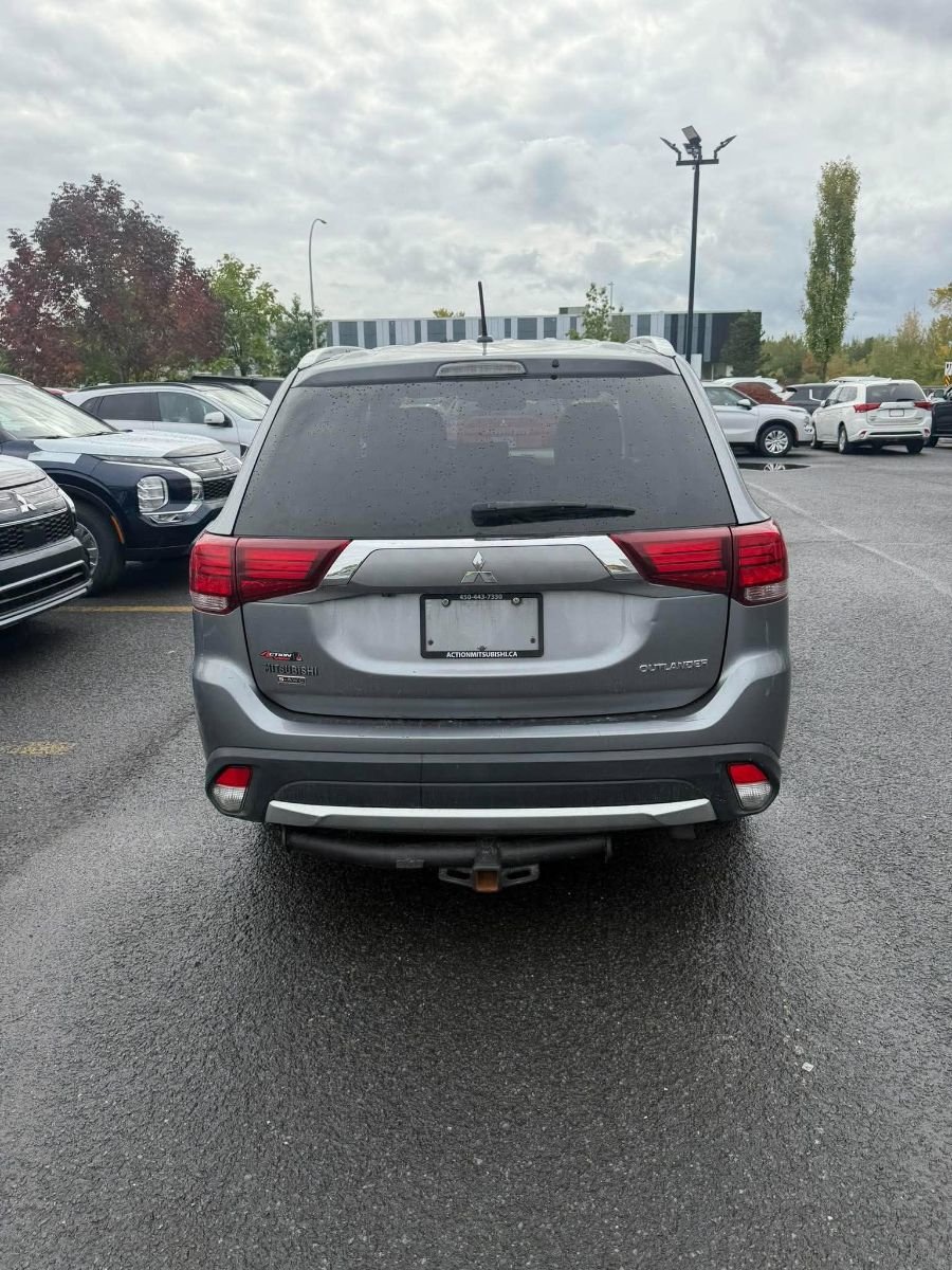 Mitsubishi Outlander GT 4x4 7 Passagers Jamais Accidenté Toit Ouvrant 2016-4